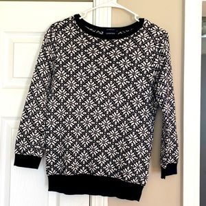 Lands’ End Size XS 2-4 Black and White Design Sweater Super Soft